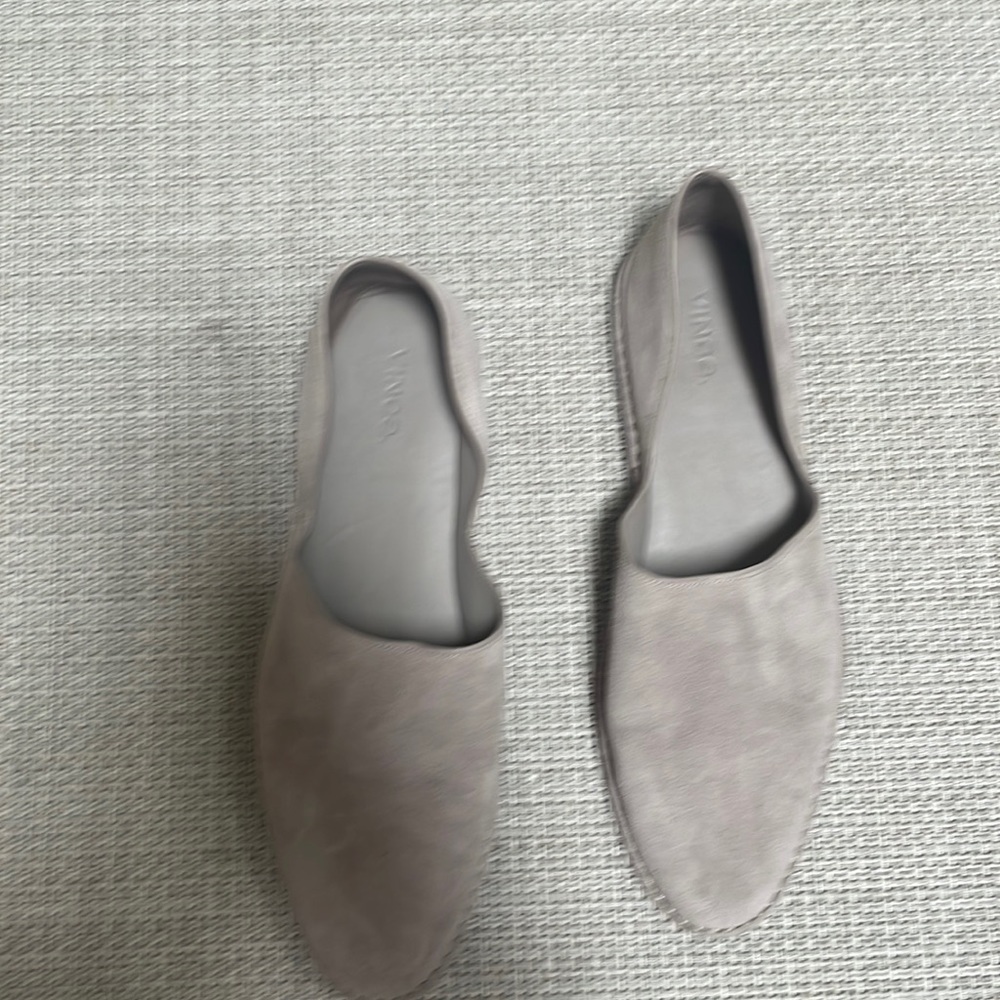 Gray Vince flats